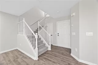 Photo #6: 2581761 Listing