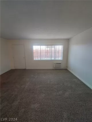 Photo #3: 2581829 Listing 