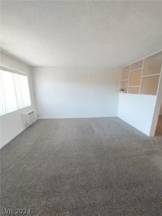 Photo #4: 2581829 Listing 