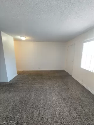 Photo #5: 2581829 Listing 