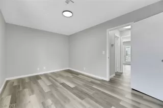 Photo #1: 2581851 Listing 
