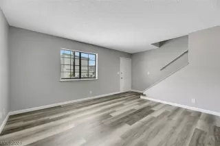 Photo #6: 2581851 Listing 