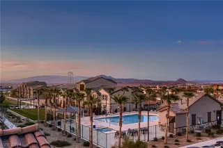 Photo #2: 2581872 Listing 