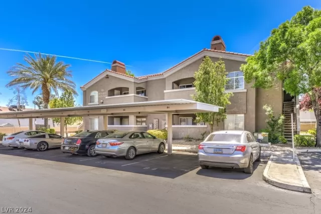 MLS: 2581880 Condo For Sale