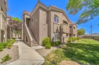 Photo #1: 2581880 Listing