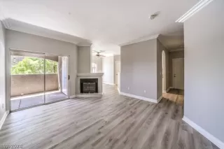 Photo #4: 2581880 Listing