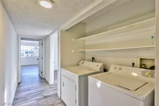 Photo #4: 2581892 Listing 