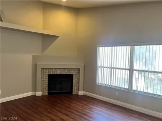 Photo #4: 2581902 Listing 