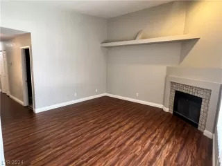 Photo #5: 2581902 Listing 