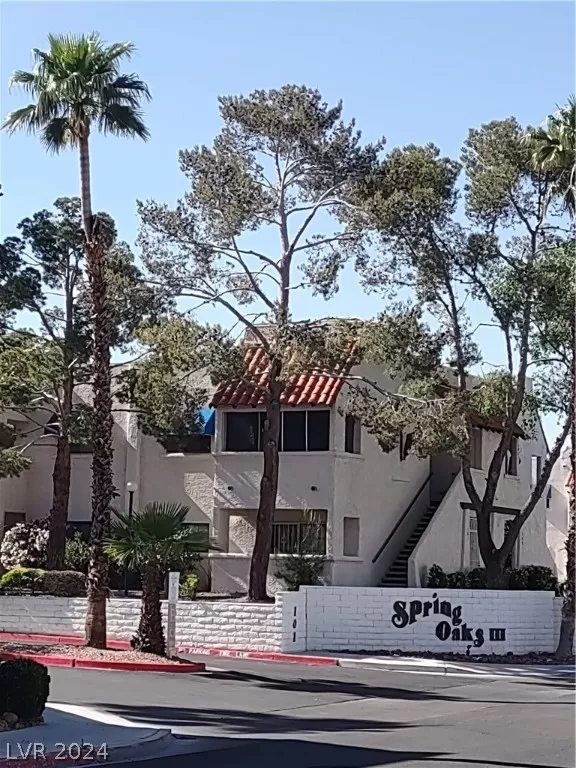 MLS: 2581916 Condo For Sale