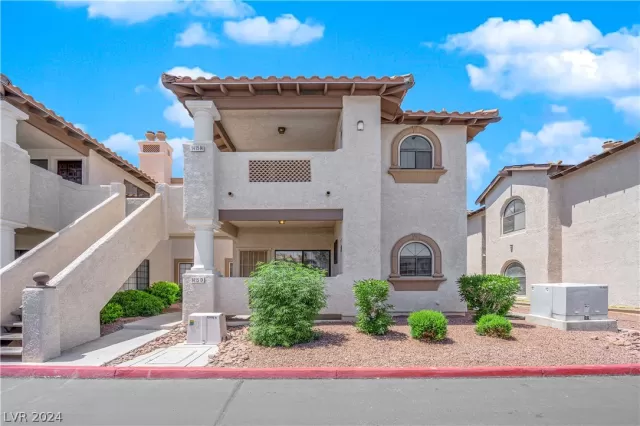 MLS: 2581921 Condo For Sale