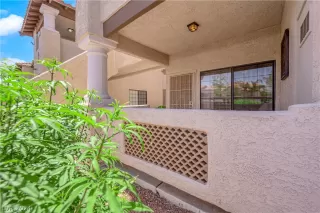 Photo #3: 2581921 Listing 