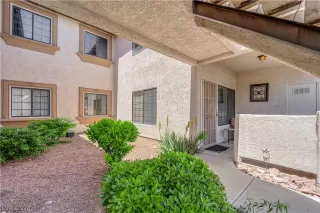 Photo #4: 2581921 Listing 