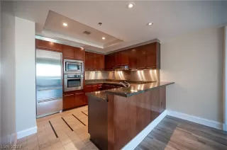 Photo #3: 2581932 Listing 