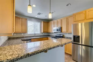 Photo #1: 2581942 Listing