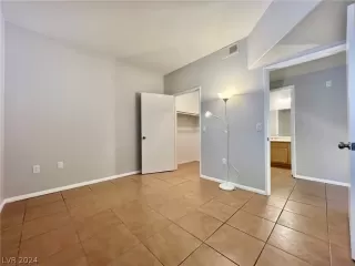 Photo #6: 2581954 Listing 