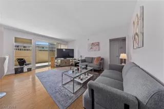 Photo #1: 2581989 Listing 