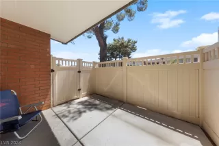 Photo #5: 2581989 Listing 