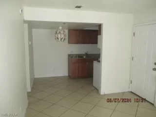 Photo #2: 2582008 Listing 