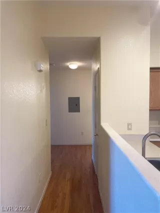 Photo #6: 2582134 Listing