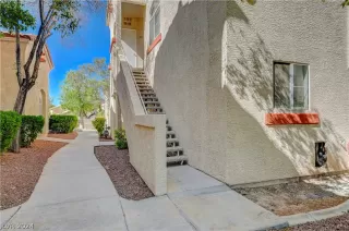 Photo #2: 2582145 Listing 