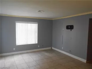 Photo #3: 2582156 Listing