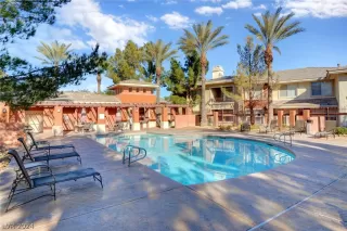 Photo #1: 2582201 Listing 