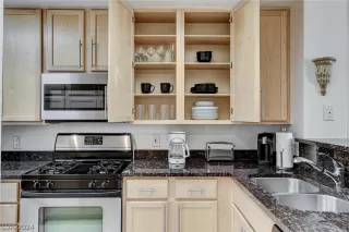 Photo #6: 2582240 Listing