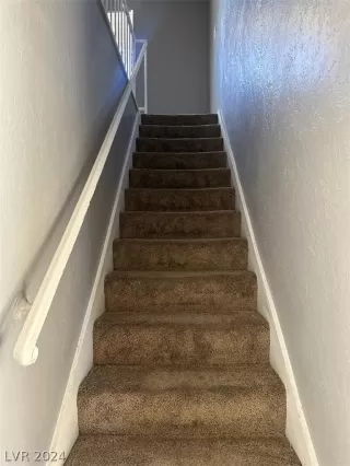 Photo #3: 2582301 Listing 