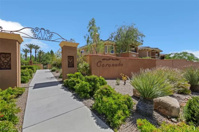 MLS: 2582314 Condo For Sale