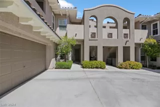 Photo #2: 2582314 Listing