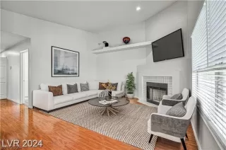 Photo #1: 2582319 Listing 