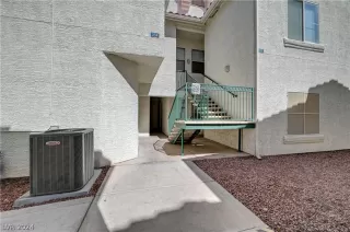 Photo #3: 2582343 Listing 