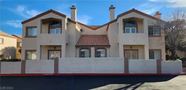 MLS: 2582372 Condo For Sale