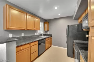 Photo #6: 2582389 Listing 