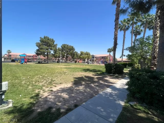 MLS: 2582392 Condo For Sale