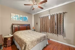 Photo #3: 2582405 Listing