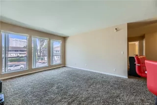 Photo #3: 2582422 Listing 