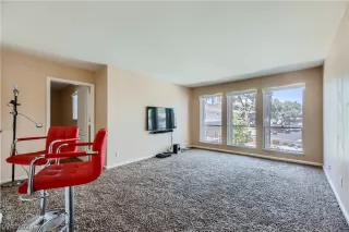 Photo #5: 2582422 Listing 