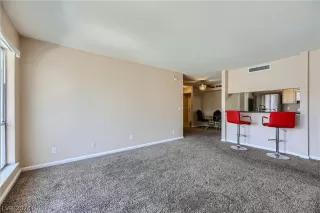 Photo #6: 2582422 Listing 
