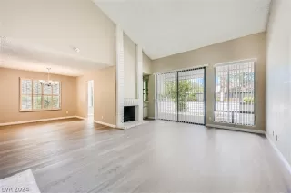 Photo #1: 2582451 Listing 