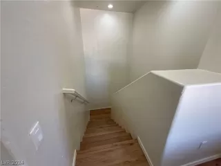 Photo #5: 2582498 Listing 