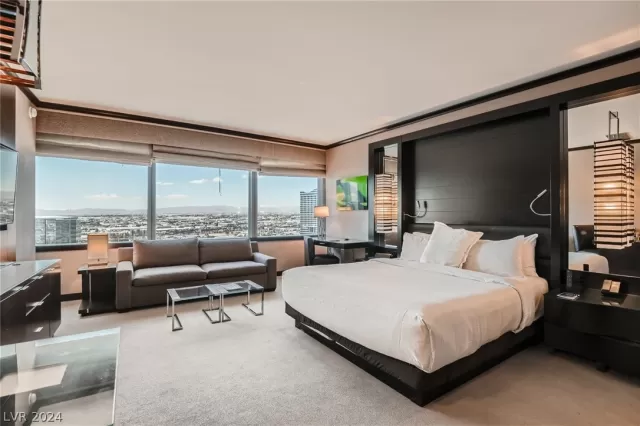 MLS: 2582499 Condo For Sale