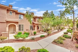 Photo #1: 2582500 Listing