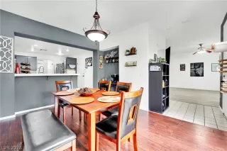 Photo #2: 2582500 Listing