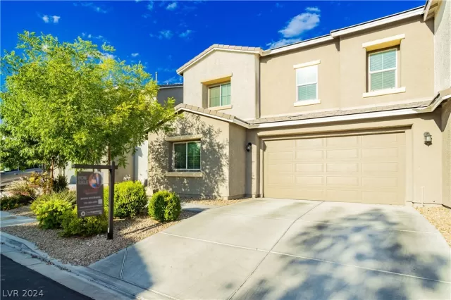 MLS: 2582516 Condo For Sale