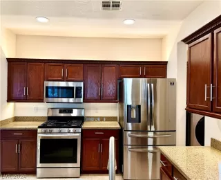 Photo #3: 2582519 Listing 