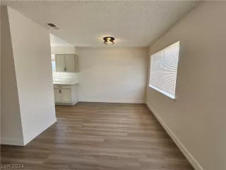 Photo #3: 2582539 Listing 