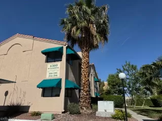 Photo #1: 2582541 Listing