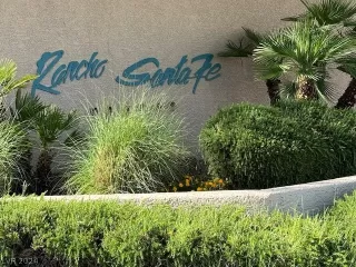 Photo #2: 2582541 Listing